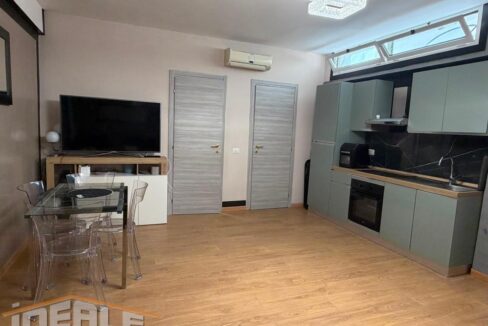 1. sala con ak