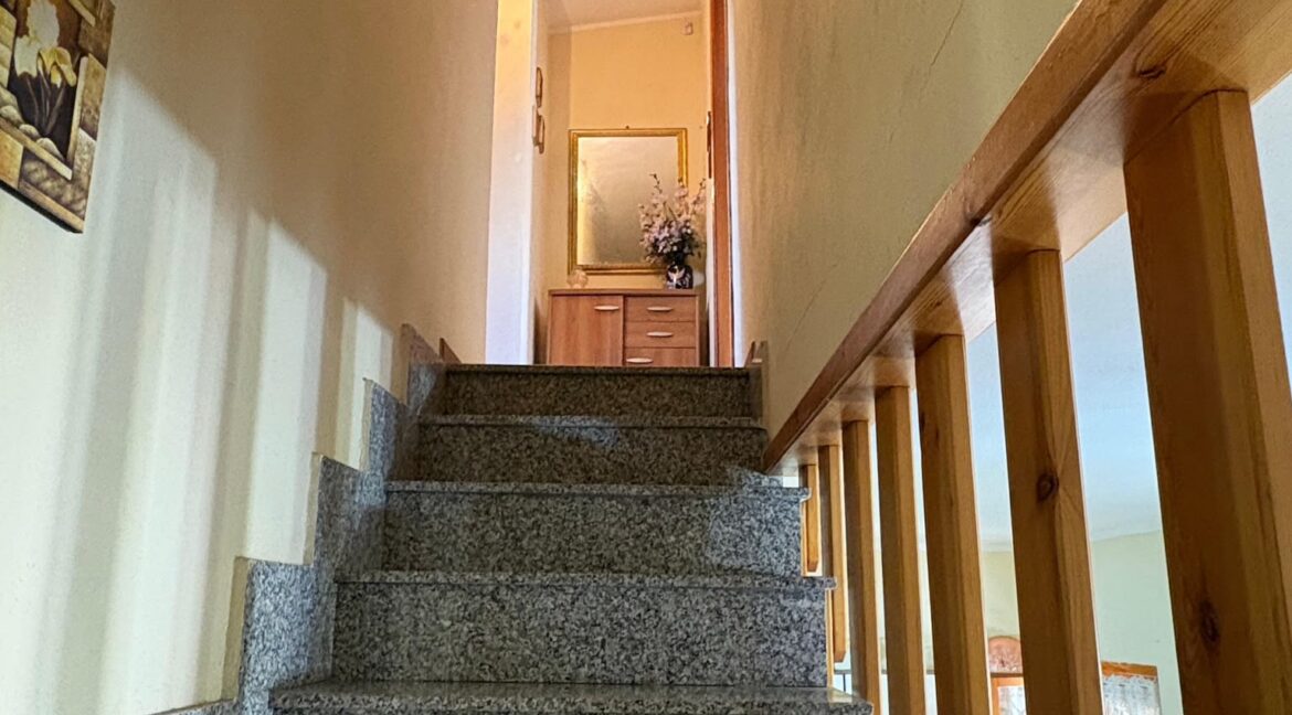 7f